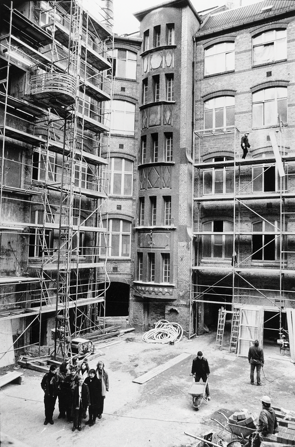 1995: Baustelle auf dem zweiten Hof